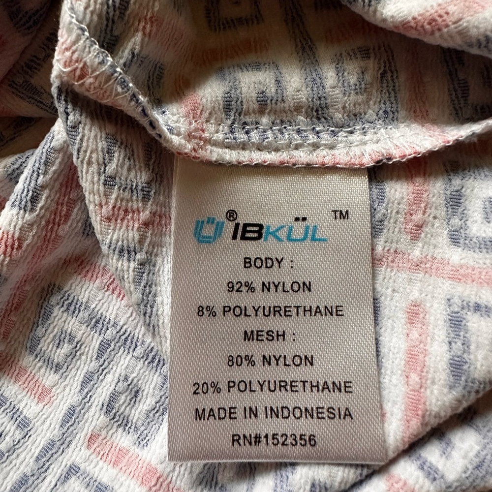 NWT IBKÜL Zip Mock Neck Geo Key Print 1/4 ZIP Polo Long Sleeve Top Size Small - Picture 14 of 16